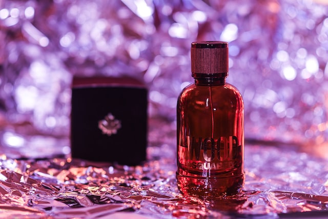 香水喷多了怎么办？香水的正确使用方法